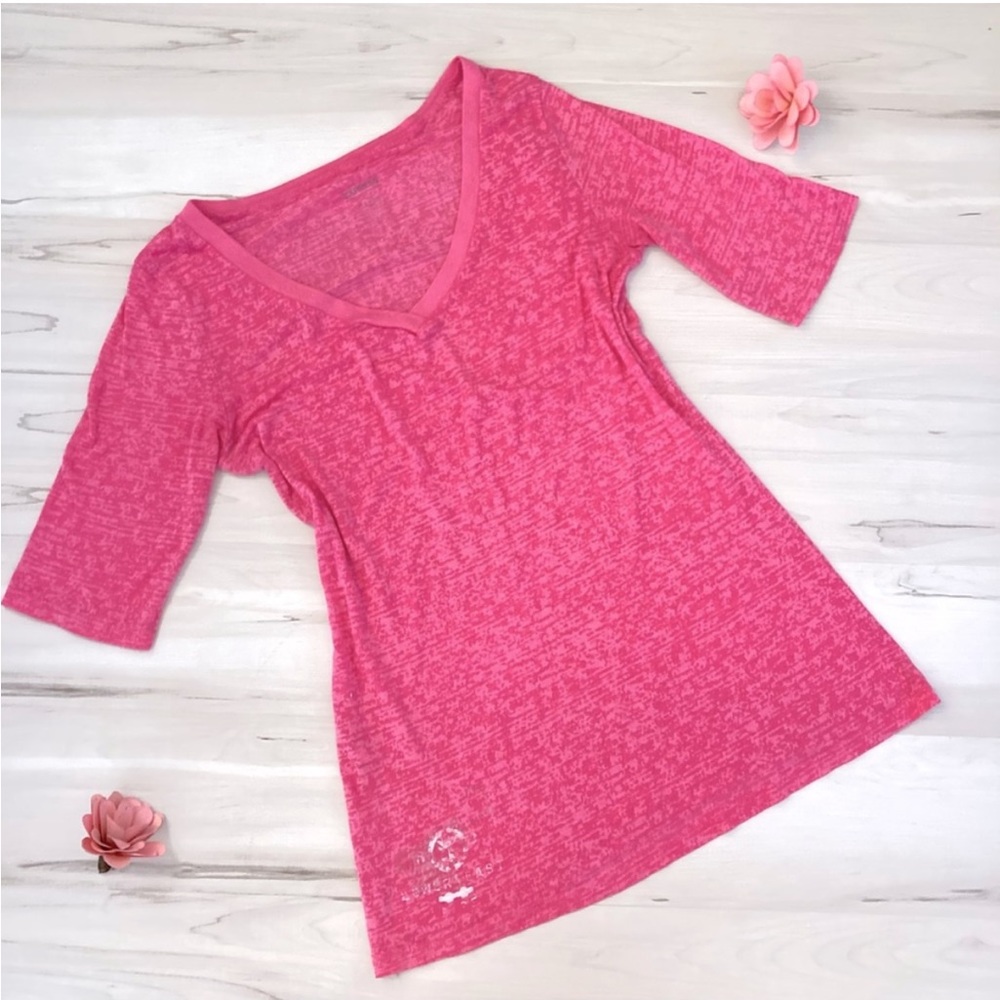 🌸3/$30🌸 Express Hot Pink 1/2 Sleeve V-Neck Workout Tee Shirt - Women's
